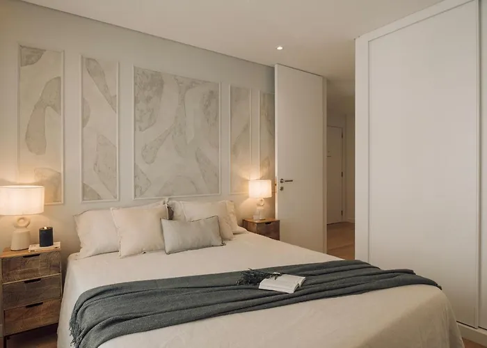 Circeo - 2 Bedrooms And Balcony In Alvalade