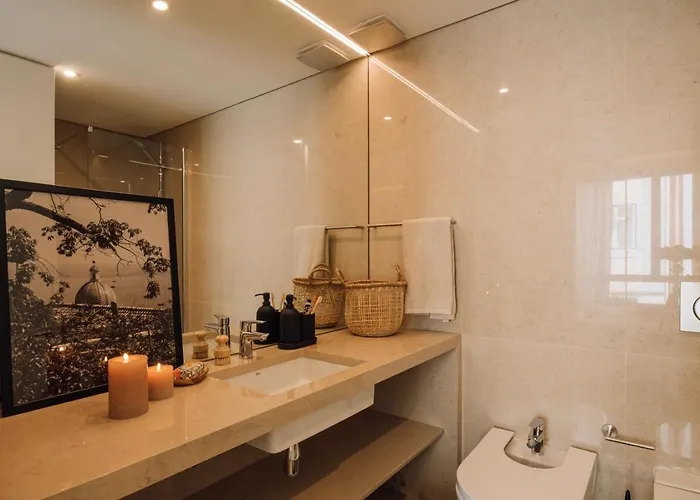 Circeo - 2 Bedrooms And Balcony In Alvalade * Lisboa